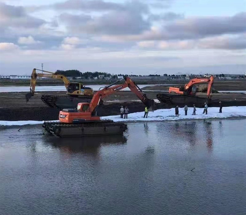 水陸挖掘機(jī)油溫高故障修理方法